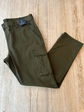 NEW 🆕 U.S. Polo Assn. Army Green Cargo Pants 40x32 with tags